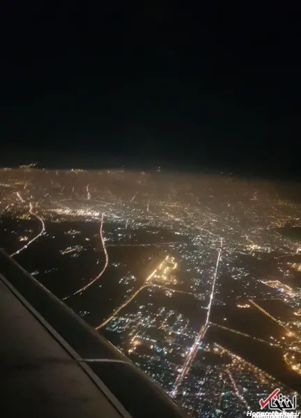  عکس داخل هواپیما در شب