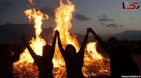  عکس داخل هواپیما در شب