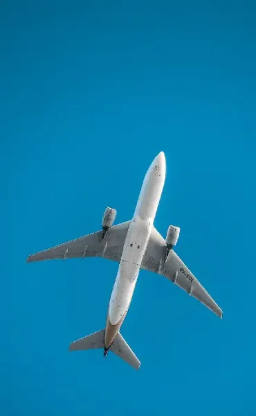  عکس هواپیما در حال پرواز برای پروفایل