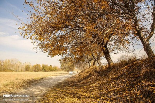 عکس آسمان پاییزی