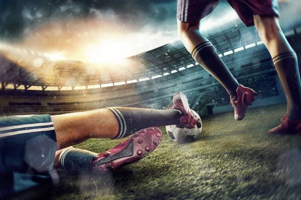 عکس زمین فوتبال با توپ