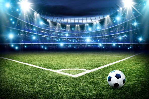 عکس زمین فوتبال با توپ