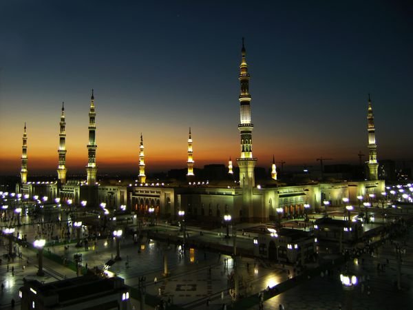  عکس مسجد النبی در شب