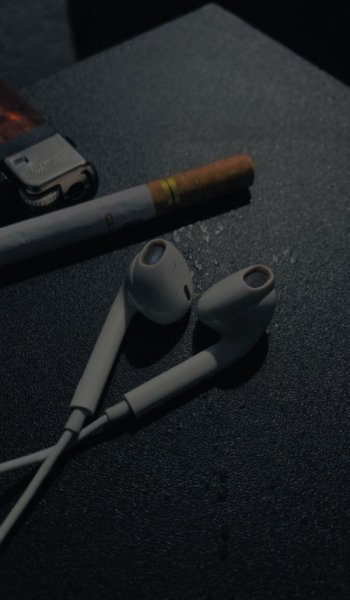  عکس پس زمینه غمگین بدون متن