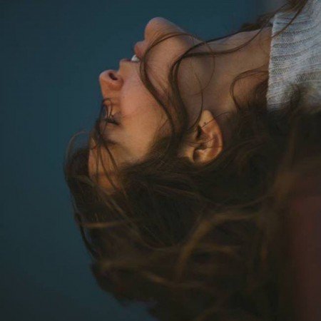  عکس دختر بدون چهره سیاه سفید