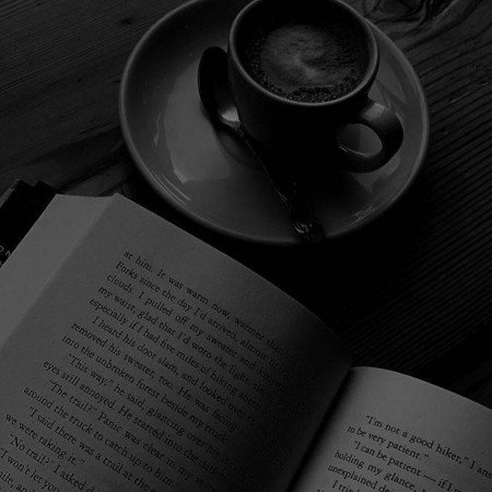  عکس کتاب برای پروفایل شاد