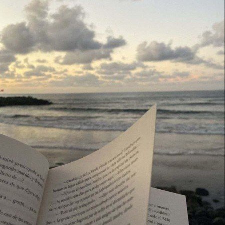  عکس کتاب برای پروفایل گروه