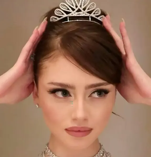  آرایش مینیمال دخترانه