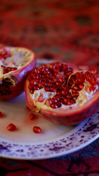  عکس مینیمال انار