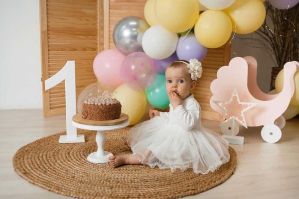  ژست عکس تولد کودک در منزل