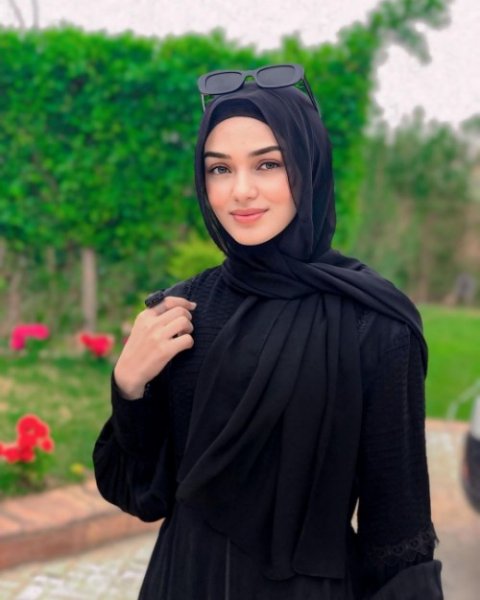  عکس دختر با حجاب مینیمال