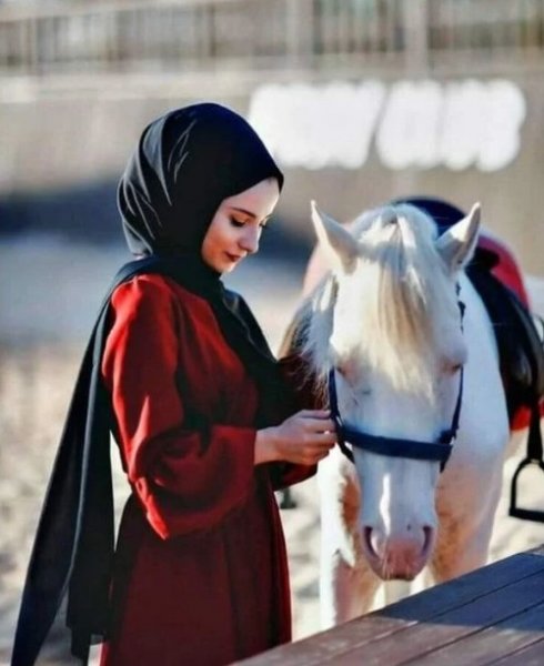  عکس دختر با حجاب مینیمال