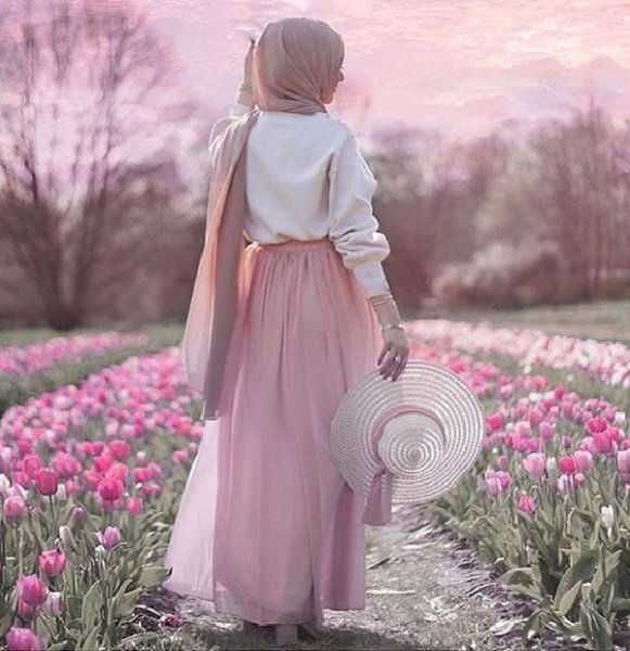  عکس دختر با حجاب مینیمال