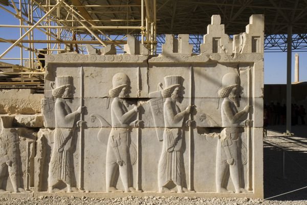 عکس تخت جمشید با کیفیت بالا