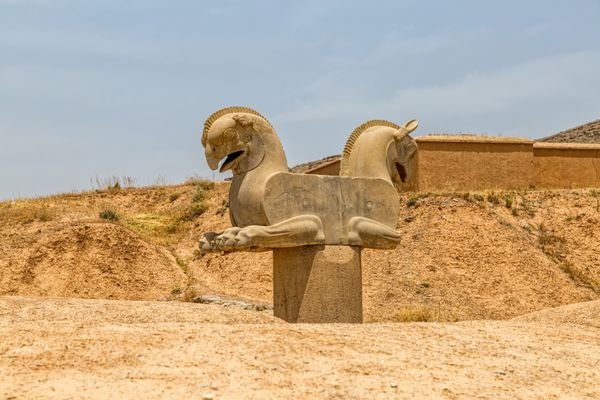 عکس تخت جمشید با کیفیت بالا