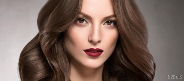  بک گراند قهوه ای روشن ساده
