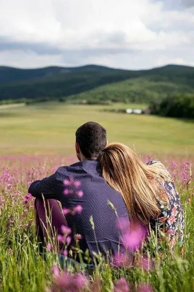  ژست عکاسی در طبیعت تابستان