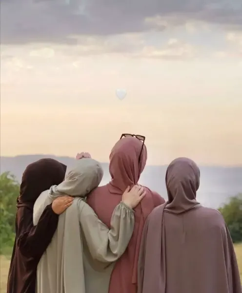  عکس دخترانه چهار نفره شیک