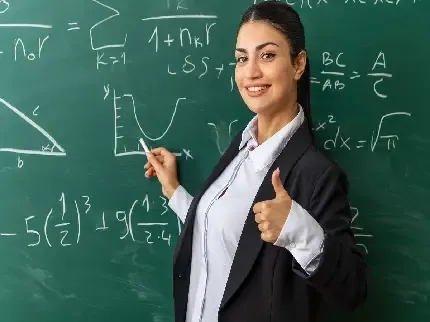  عکس خانم معلم برای پروفایل