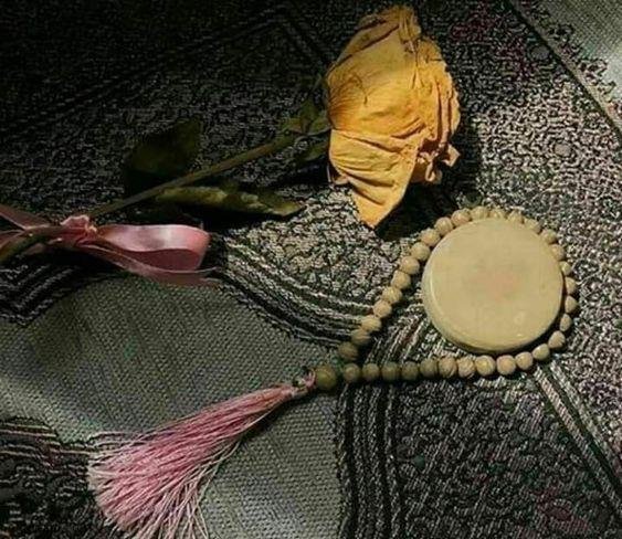 عکس جانماز و تسبیح برای پروفایل