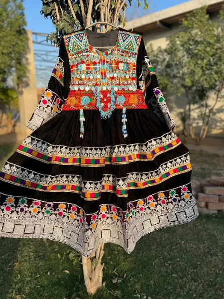 عکس دختر افغانی ساده ۱۶ ساله