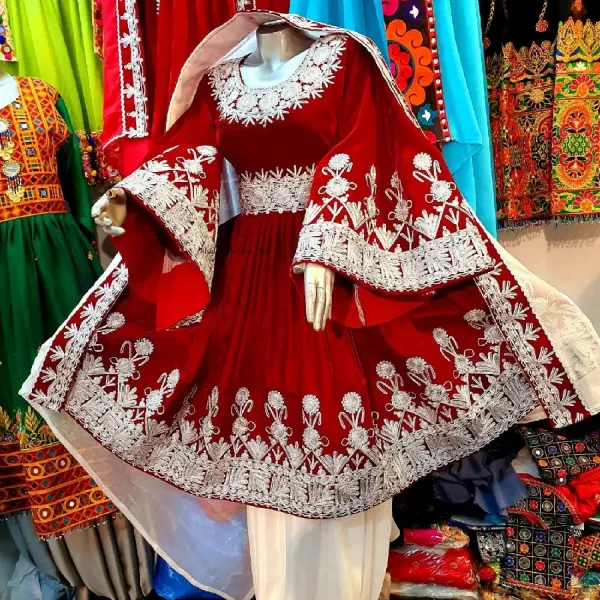 عکس دختر افغانی ساده ۱۶ ساله
