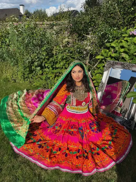 عکس دختر افغانی ساده ۱۶ ساله
