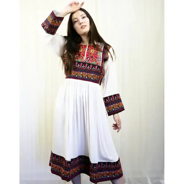 عکس دختر افغانی ساده ۱۶ ساله