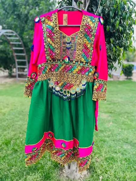 عکس دختر افغانی ساده ۱۶ ساله