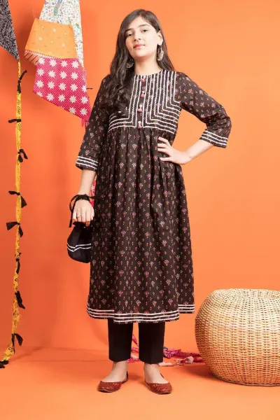 عکس دختر افغانی ساده ۱۶ ساله