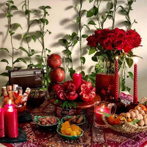  عکس میز شب یلدا سنتی