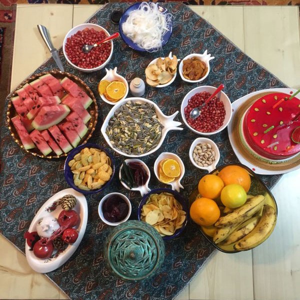  عکس میز شب یلدا سنتی