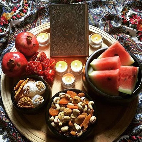  عکس میز شب یلدا سنتی