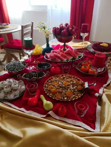 عکس میز یلدا
