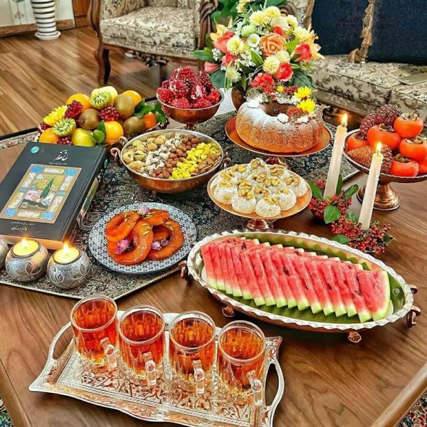  عکس میز شب یلدا لاکچری