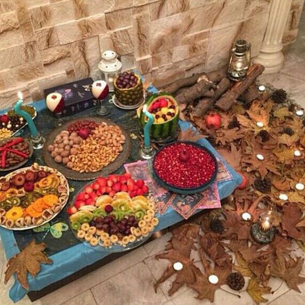  عکس میز شب یلدا لاکچری