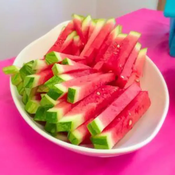  عکس تزیین انار و هندوانه شب یلدا