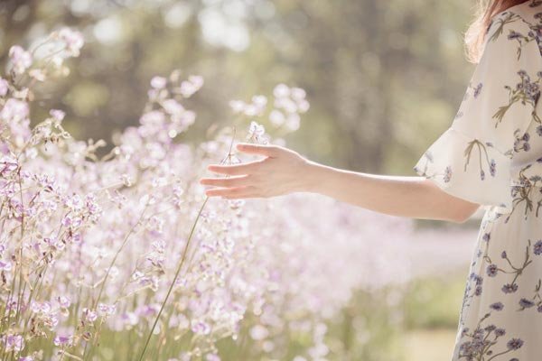  عکس پروفایل دخترانه بهاری شیک