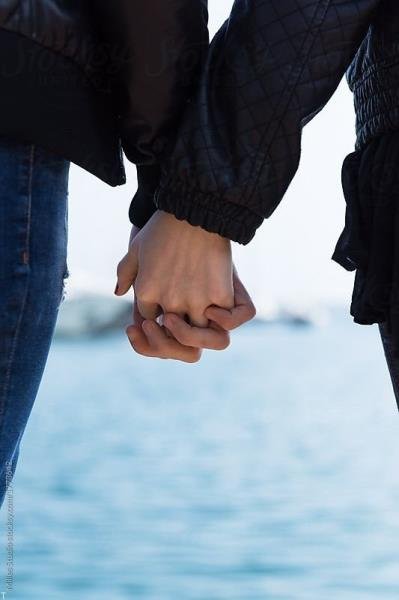  استوری هاي‌ عاشقانه زمستانی