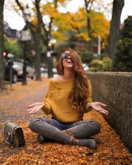  عکس پاییزی برای پروفایل شاد