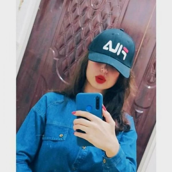 پروفایل اینستاگرام دخترانه با تم روشن
