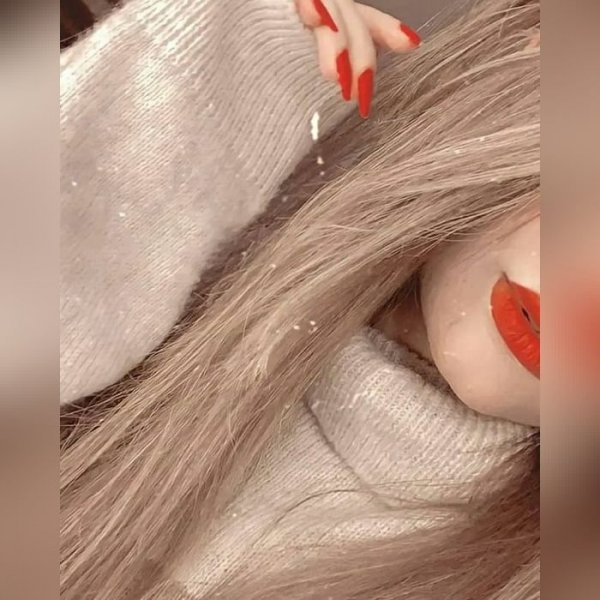  پروفایل اینستاگرام دخترانه با تم روشن