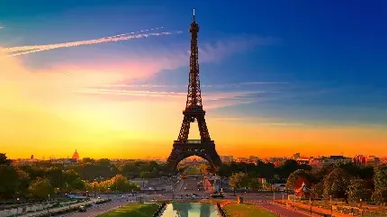  عکس برج ایفل واقعی از نزدیک