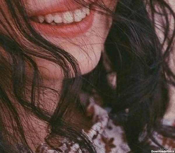  عکس لبخند دختر برای پروفایل