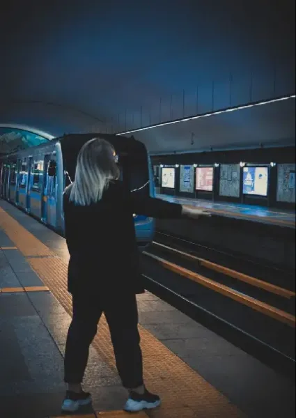  پروفایل دخترانه جذاب و منحصر به فرد