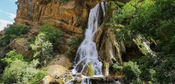  عکس آبشار در طبیعت ایران