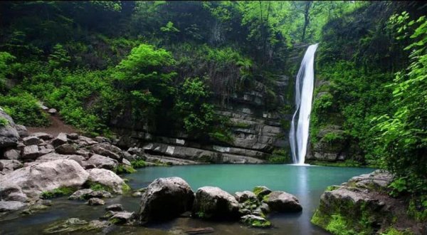  عکس آبشار در طبیعت ایران