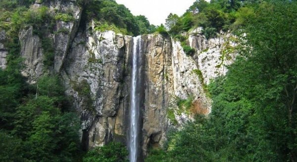 عکس آبشار در طبیعت ایران