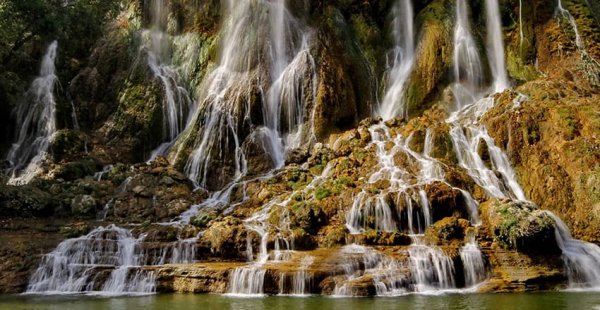  عکس آبشار در طبیعت ایران