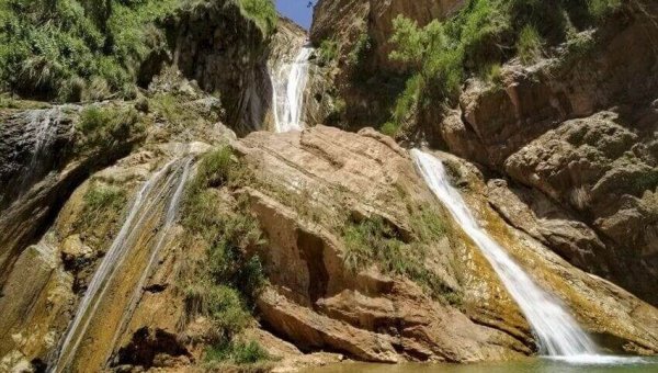  عکس آبشار در طبیعت ایران